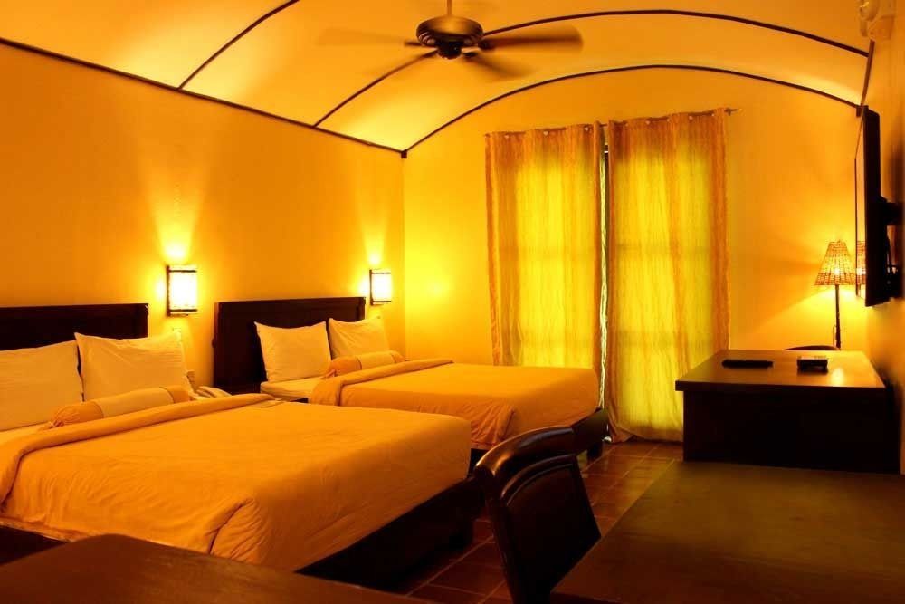 Camayan Beach Resort Hotel Subic Bay Exterior foto