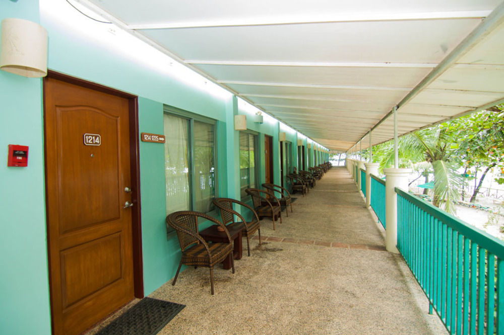 Camayan Beach Resort Hotel Subic Bay Exterior foto