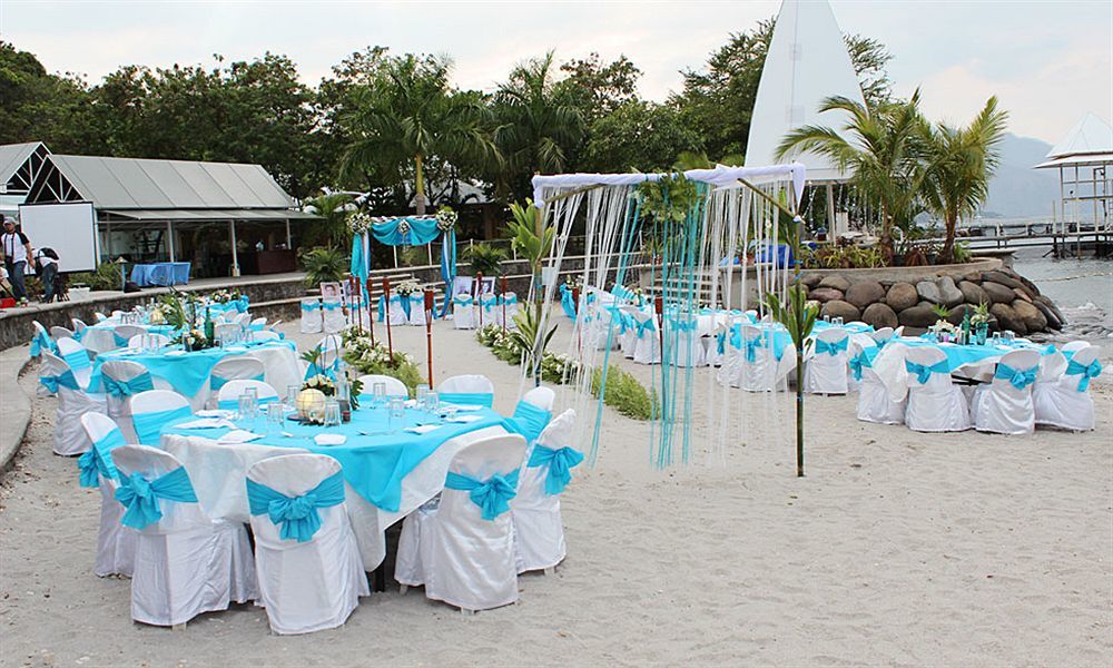 Camayan Beach Resort Hotel Subic Bay Exterior foto
